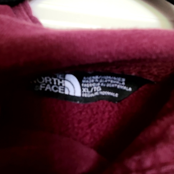 North Face hoodie - Picture 4 of 4